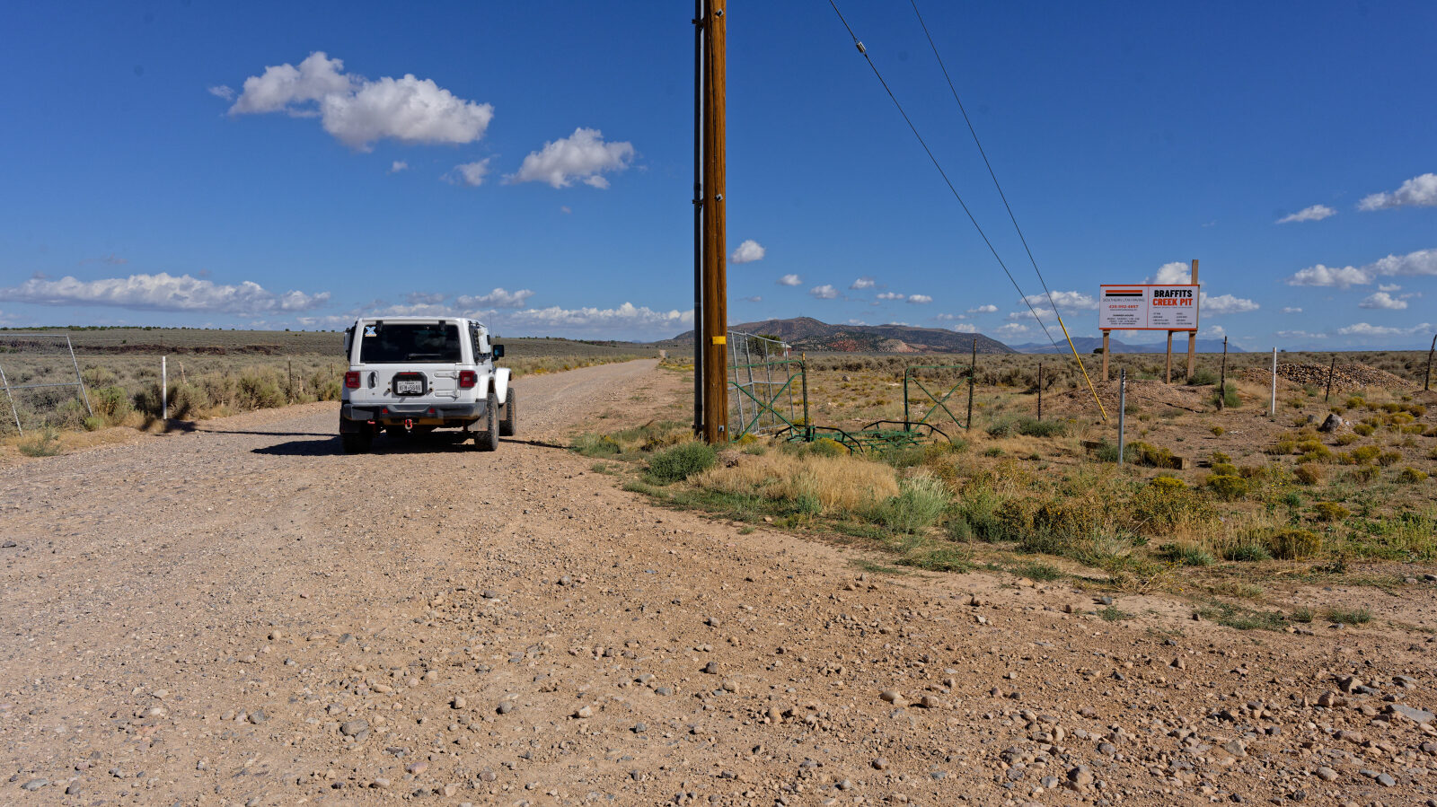 Braffits Creek Road starts here.