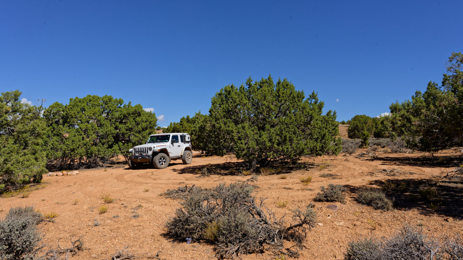 A camping spot for one or two smaller rigs. Large rigs cannot get into it.