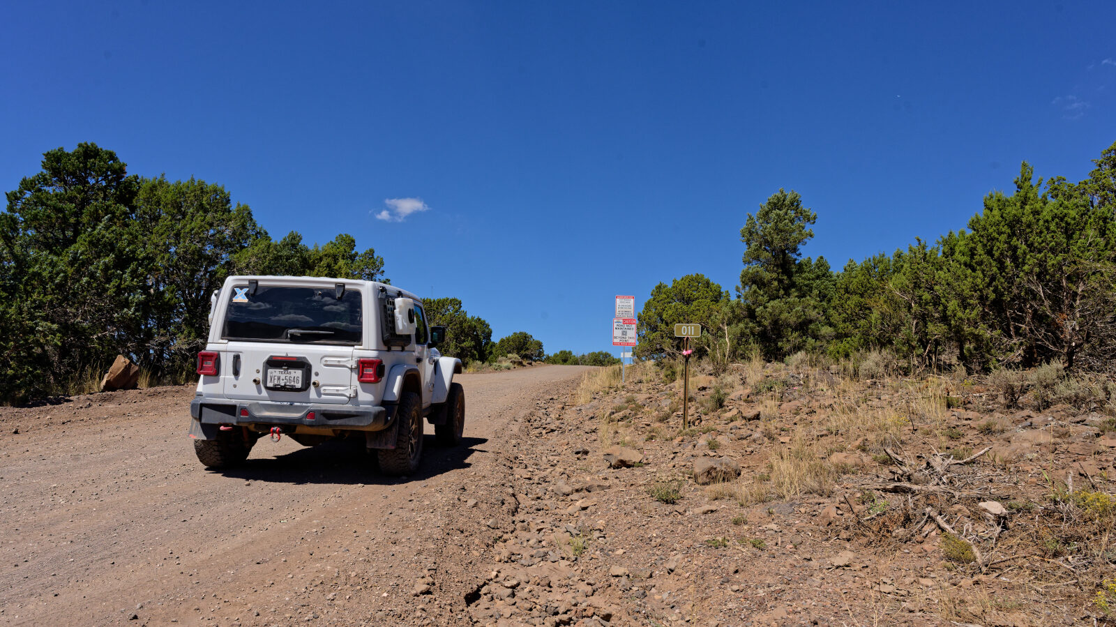 Start of Forest Service Road 30011, also known as Grass Valley Road. Level 1 difficulty here.